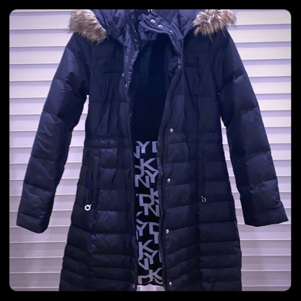 DKNY long Puffy winter hooded coat with faux fur.